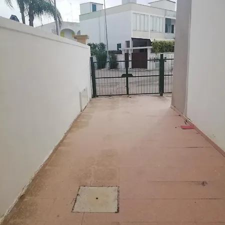 Apartman Baia 150 M Dal Mare